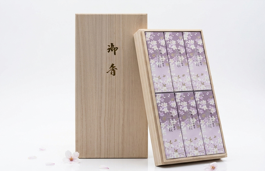 宇野千代のお線香「淡墨の桜」進物用パッケージ