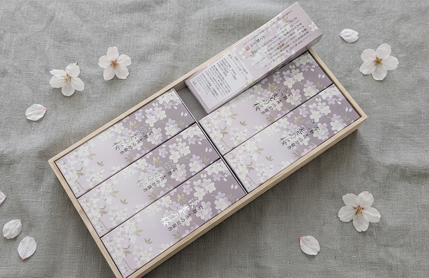 宇野千代のお線香「淡墨の桜」進物用
